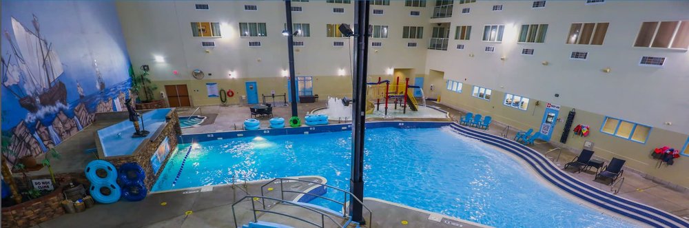 Mariners Cove Water Park and Wave Pool in the Holiday Inn
