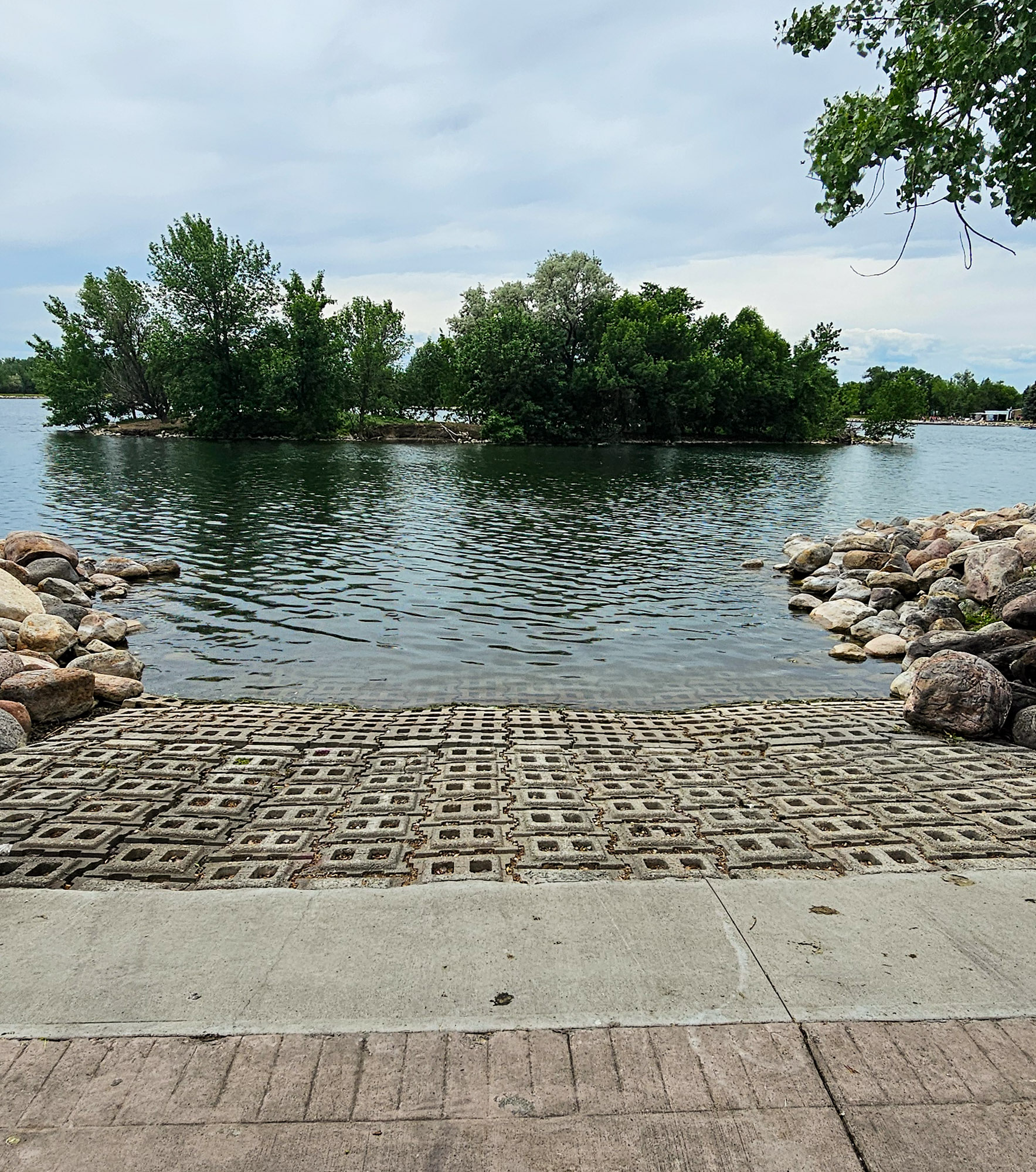 Henderson Lake Boat Launch