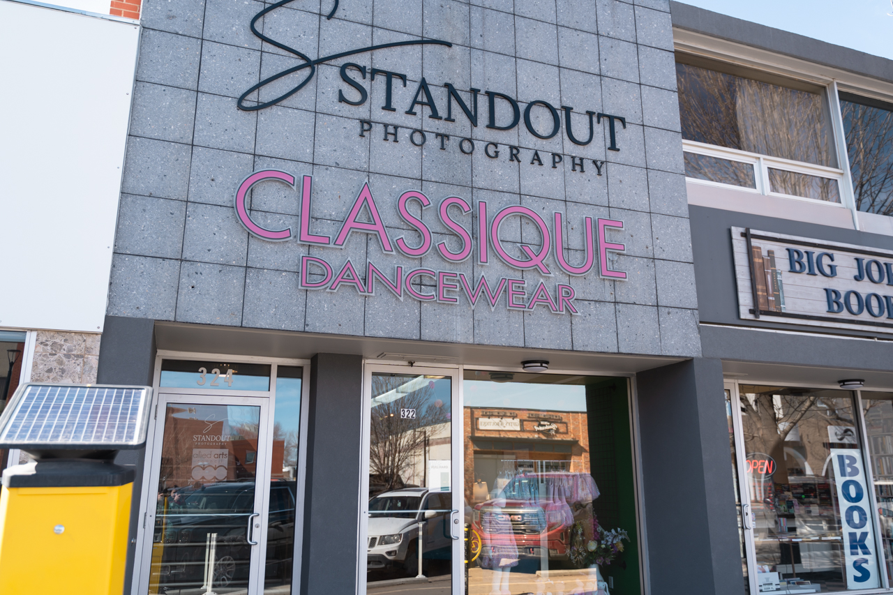 Standout Photography